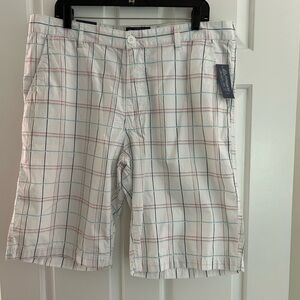 American Rag White Striped Plaid Shorts, Size 36 Slim Fit, NWT. Small stain